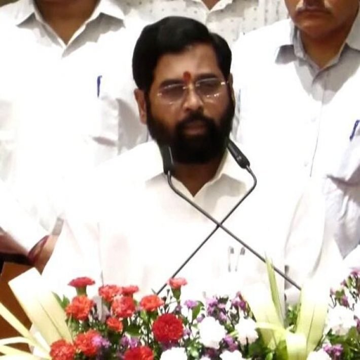महाराष्ट्र के वर्तमान  मुख्यमंत्री एकनाथ शिंदे