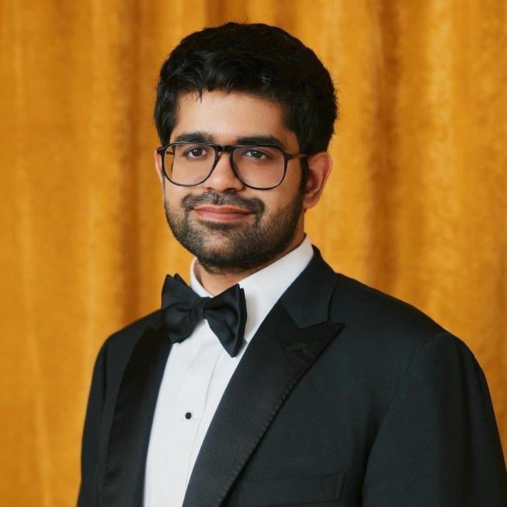 aravindsrinivas_1747197073_3632074759891743412_3642371065